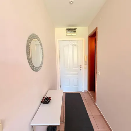 Apartmán 2 Bed Including Free Airport Ride
